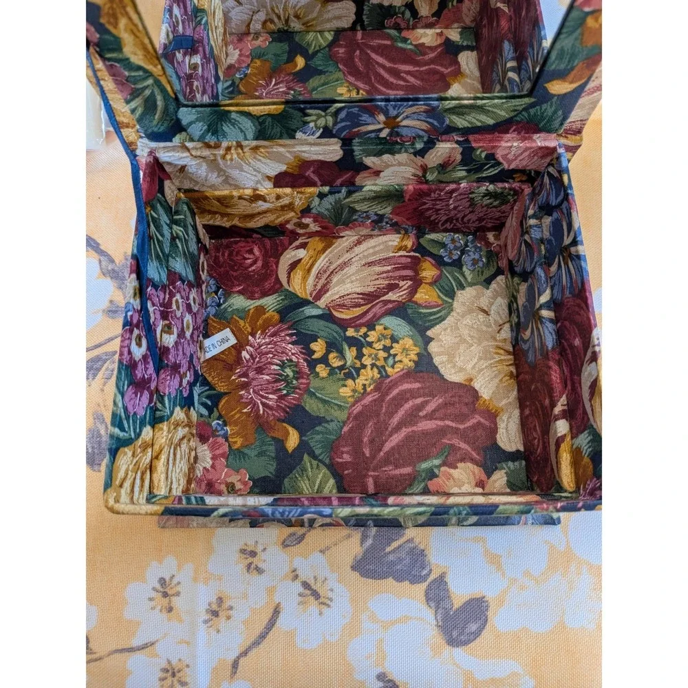 Vintage 1995 Tapestry Floral Jewelry Box Shabby Chic Style AS IS Cracked Mirror